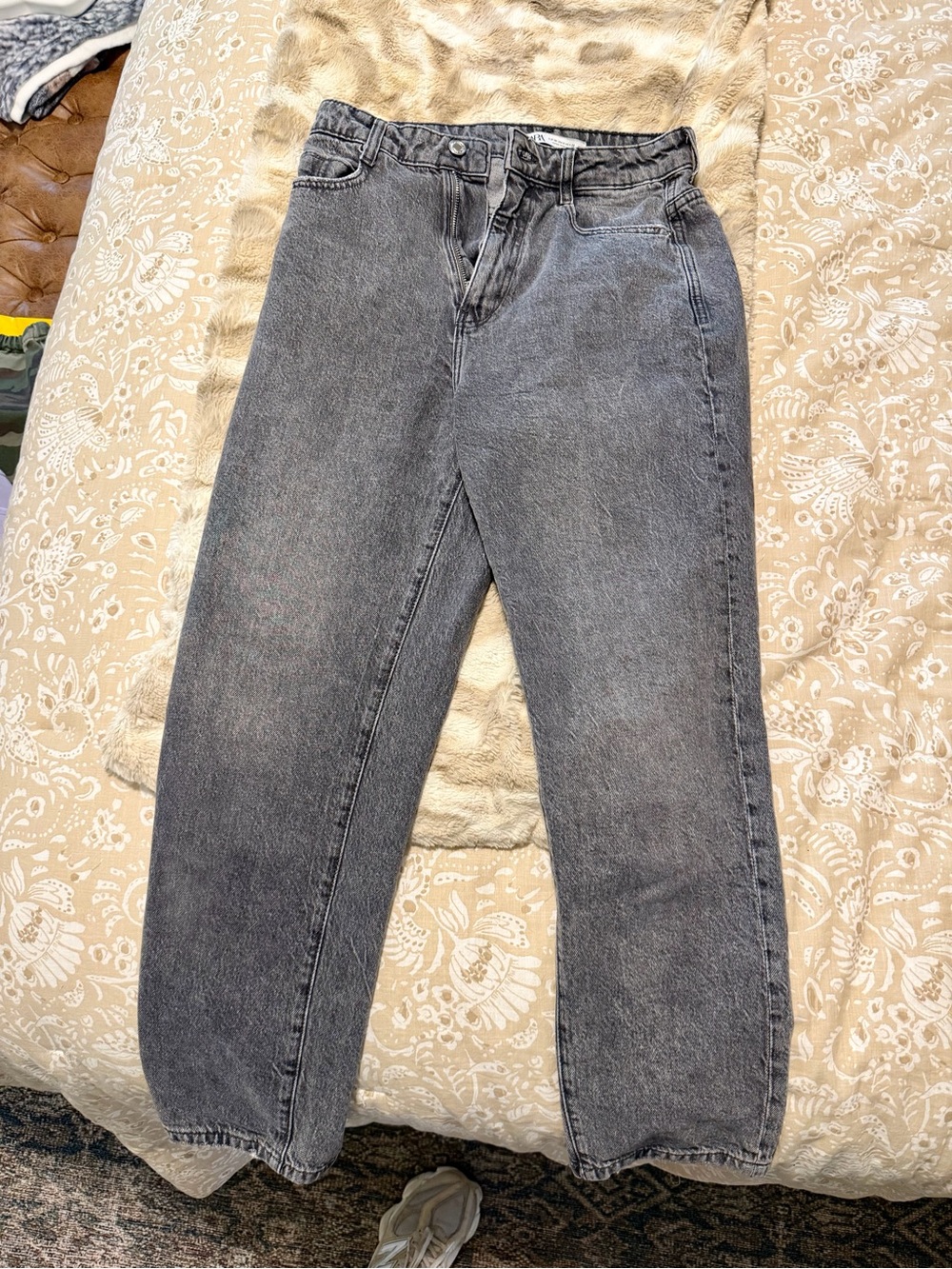 Zara Blackwashed Boyfriend Jeans